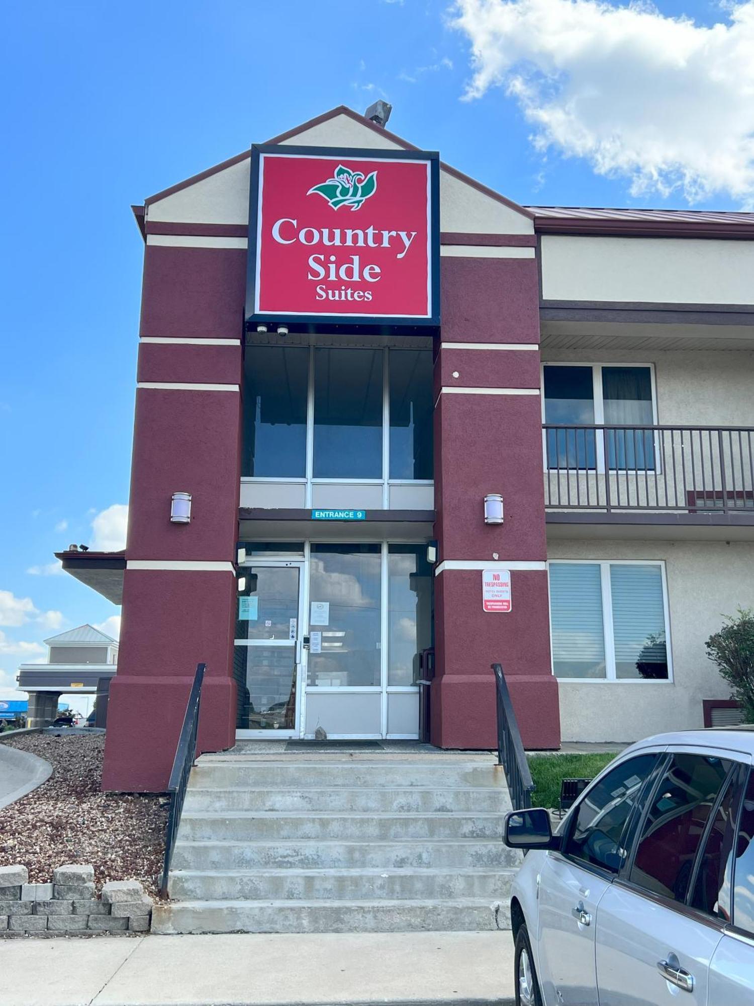 Countryside Suites Kansas City Independence I-70 East Sports Complex Hotel ภายนอก รูปภาพ
