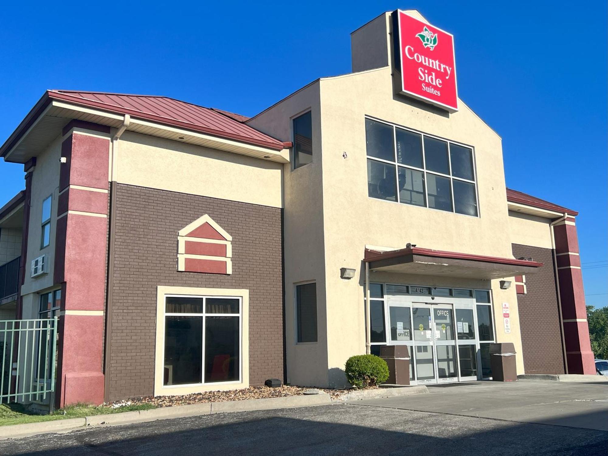 Countryside Suites Kansas City Independence I-70 East Sports Complex Hotel ภายนอก รูปภาพ