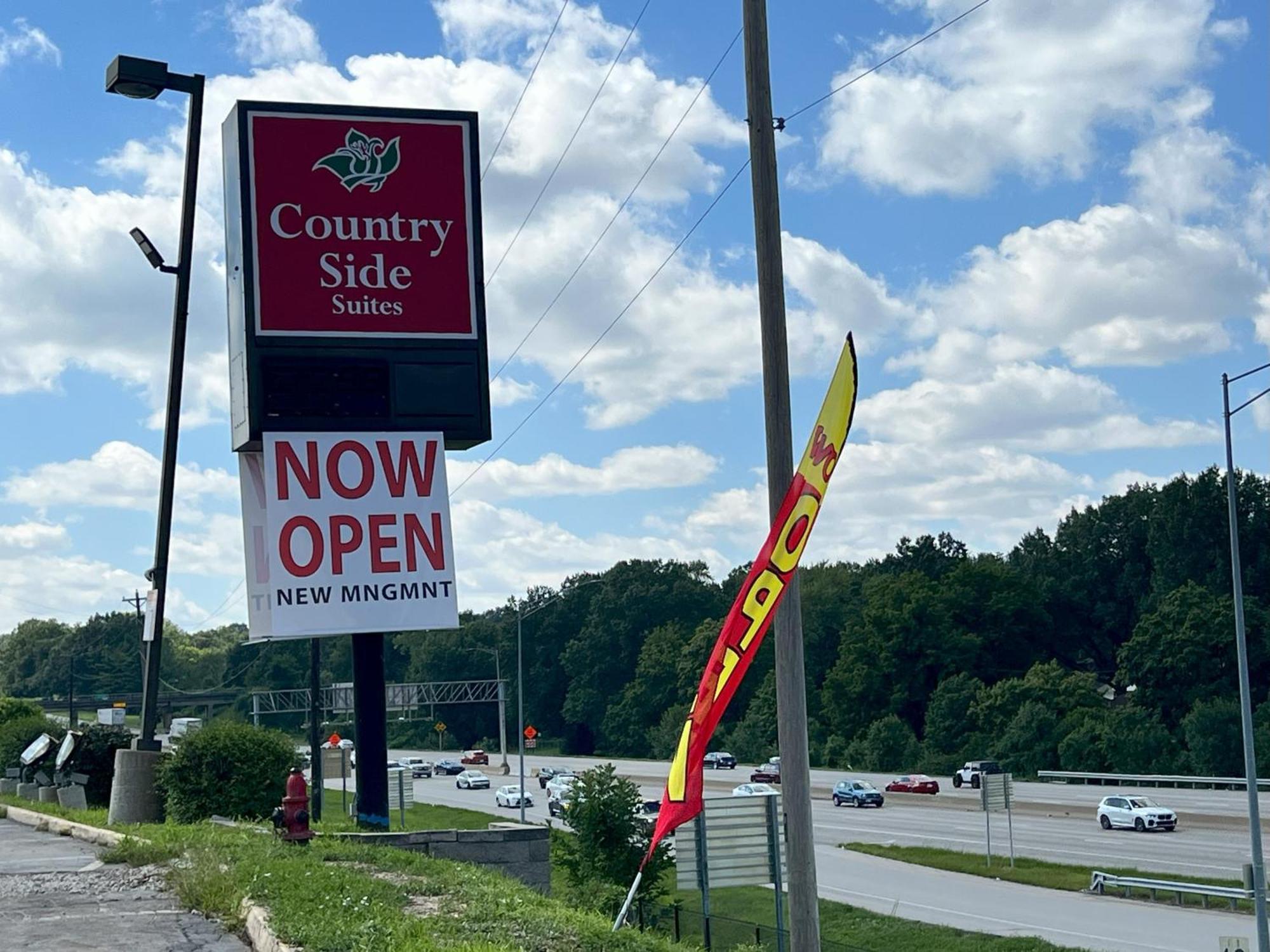 Countryside Suites Kansas City Independence I-70 East Sports Complex Hotel ภายนอก รูปภาพ