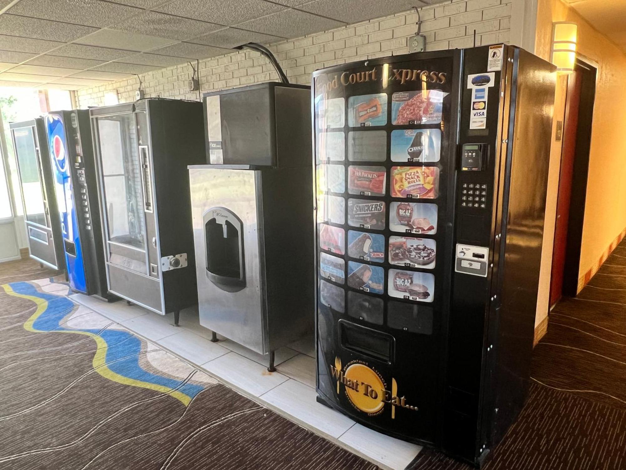 Countryside Suites Kansas City Independence I-70 East Sports Complex Hotel ภายนอก รูปภาพ