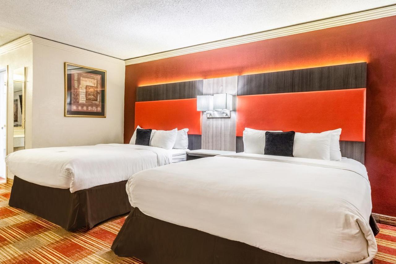 Countryside Suites Kansas City Independence I-70 East Sports Complex Hotel ภายนอก รูปภาพ